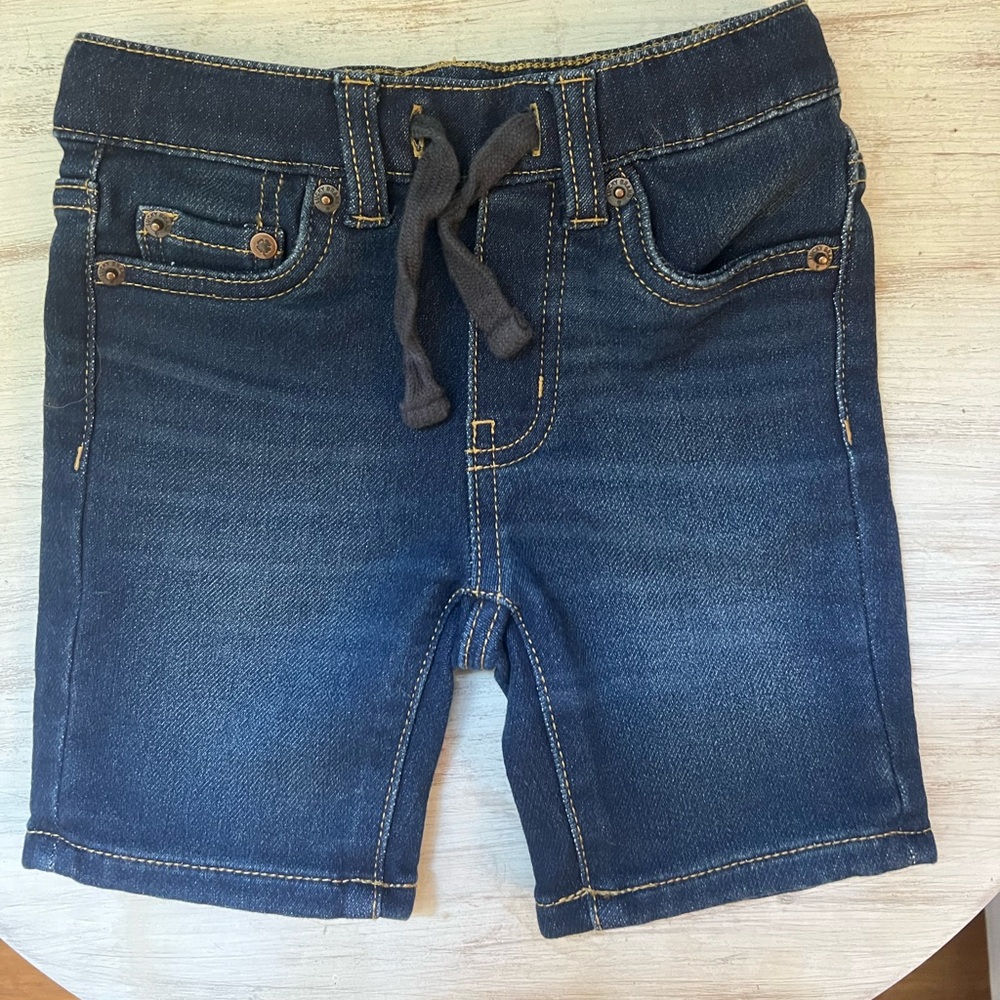 Lucky Brand | 2T Shorts